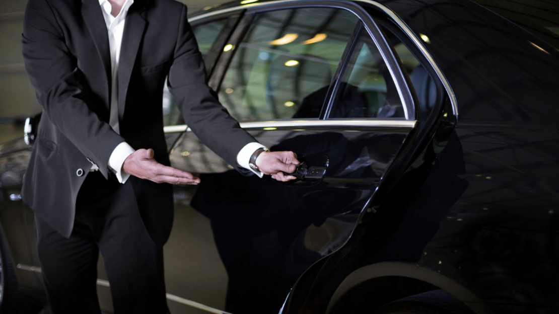 Best Uses of a Chauffeur-Driven Car